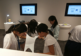 Visita dos alunos de ensino fundamental I e II da “Academia de Ciências Kokorozashi de Fukaya”