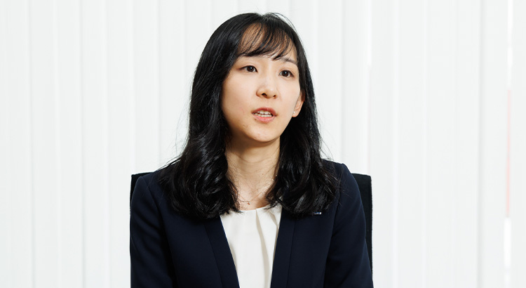 山内玲奈さん