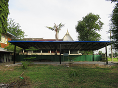 Tayland'taki bir Okulun Tamiri